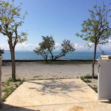 Paradise Resort Vanesa Vir Ngoại thất bức ảnh