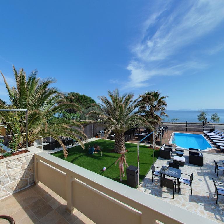 Paradise Resort Vanesa Vir Phòng bức ảnh